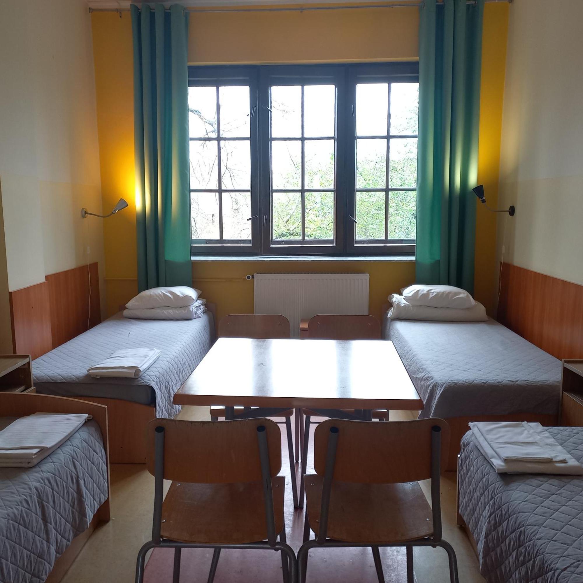 Szkolne Schronisko Mlodziezowe W Gdansku School Youth Hostel In グダニスク エクステリア 写真